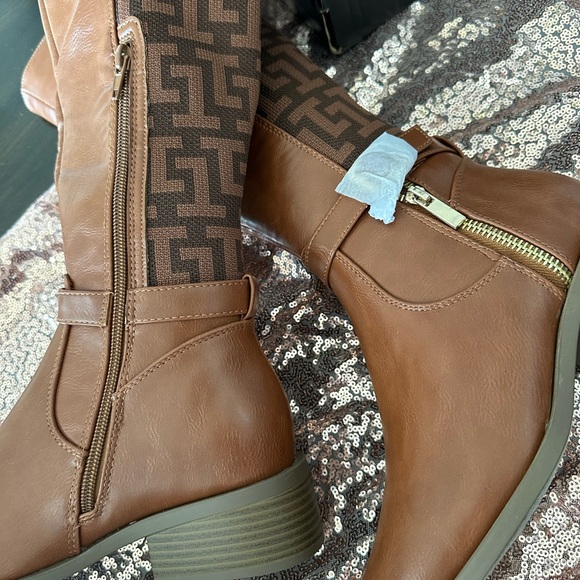 SHOEDAZZLE FAUX LEATHER STRETCH Brown BOOT FLAT HEEL With ZIP Sz 6 - Picture 11 of 13